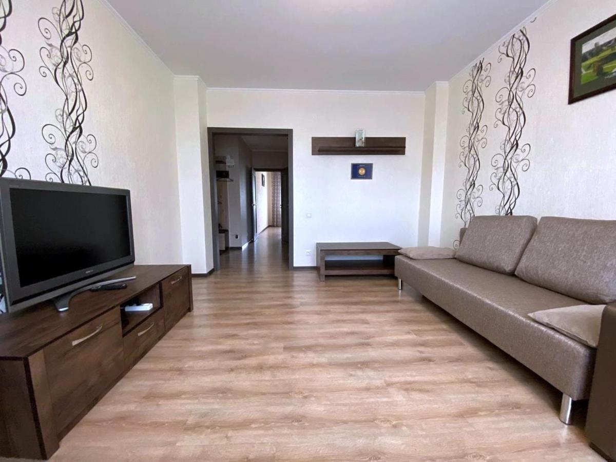 Kvartira Fatina 4A Apartment Могильов Екстериор снимка